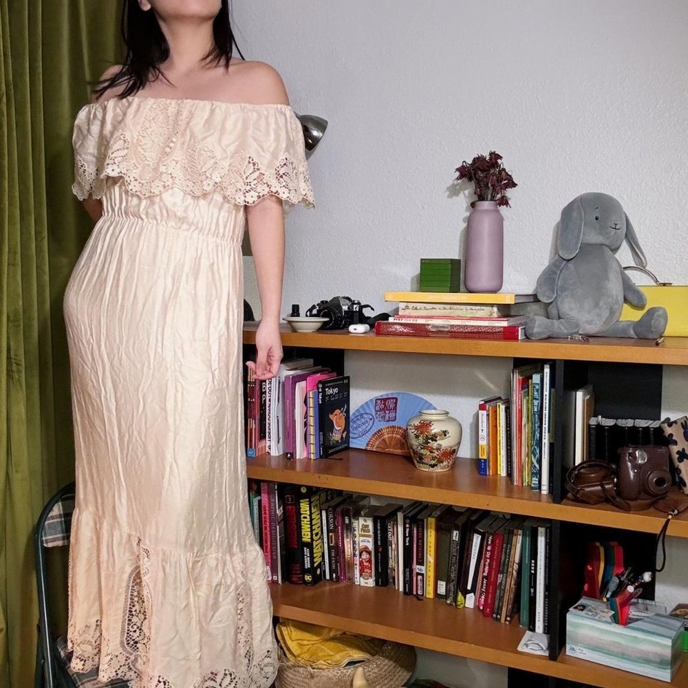 Off Shoulder Cream Lace Maxi Dress Size 3